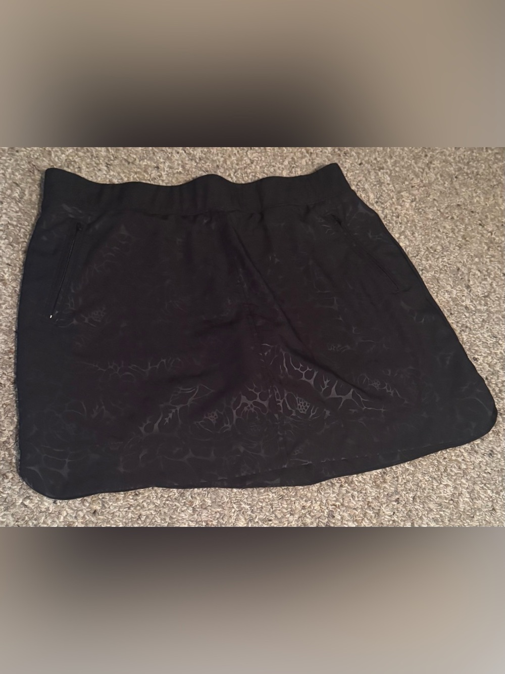 Orvis Black Floral Athletic Skirt